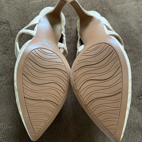 New animal print slip on shoe - Picture 3 of 6